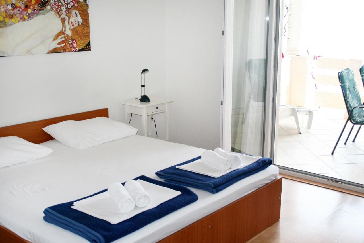 By The Sea Pisak, Omis - 1014 Apartment Pisak